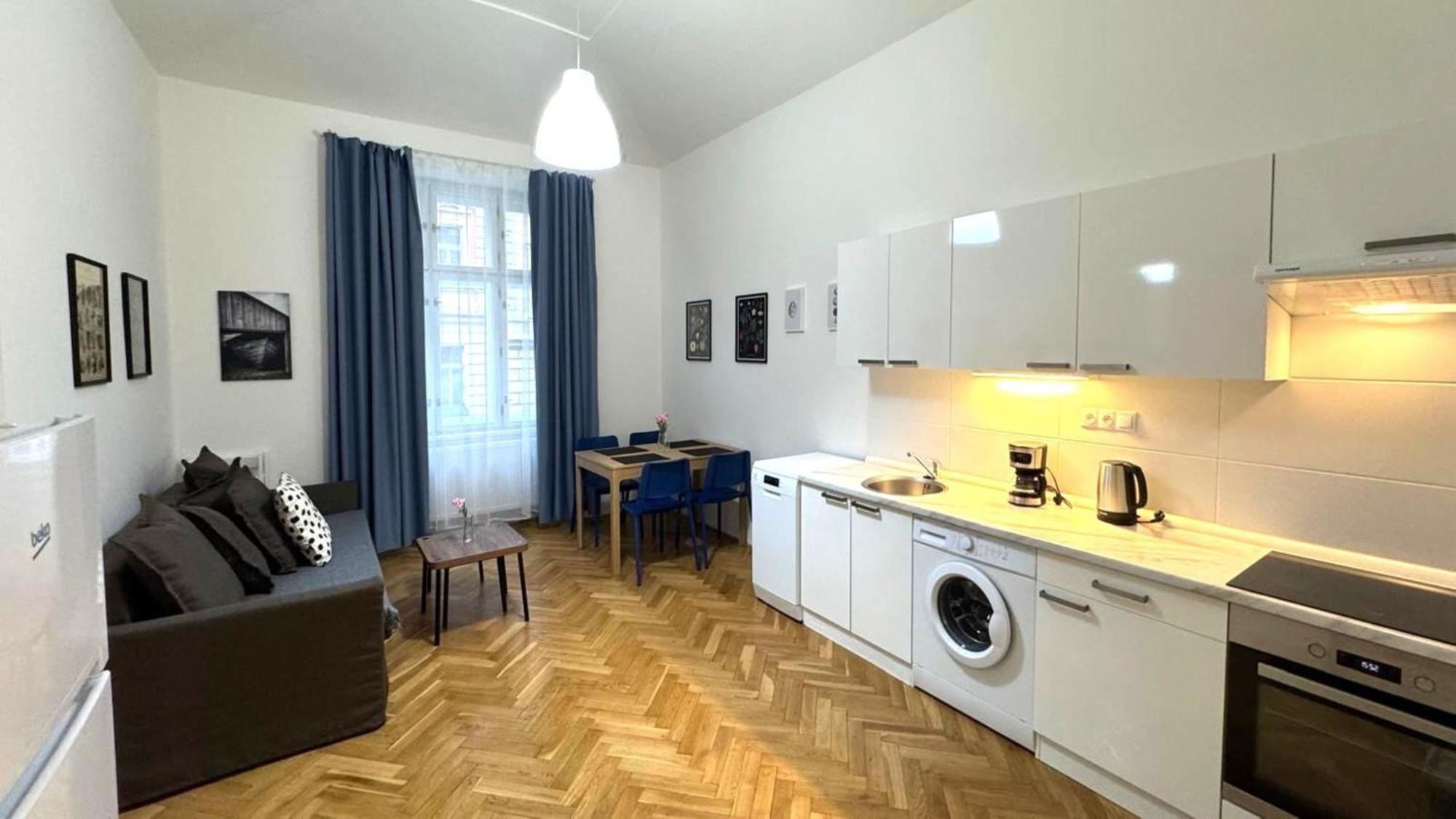 Side Street Apartments Praga Exterior foto